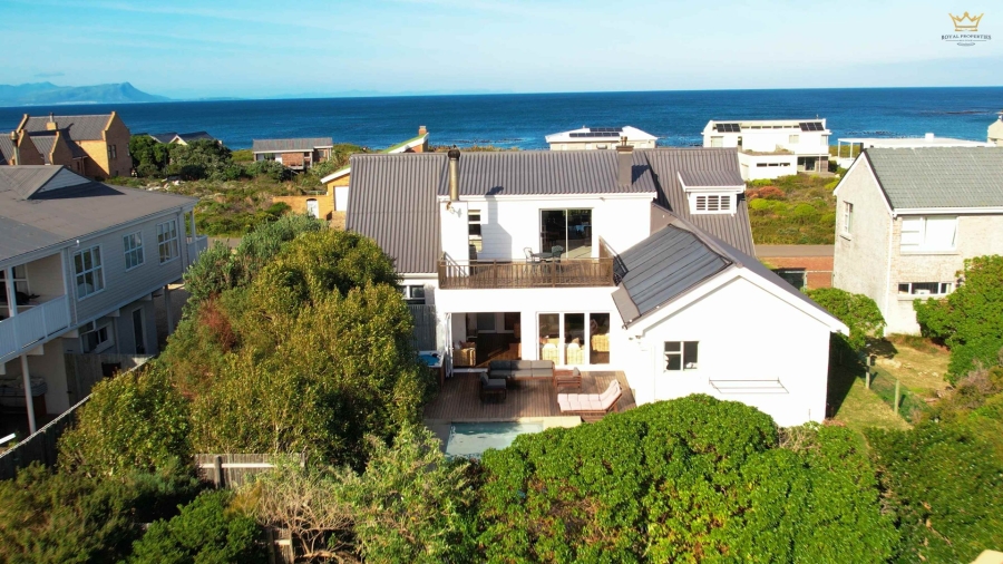 4 Bedroom Property for Sale in Bettys Bay Western Cape
